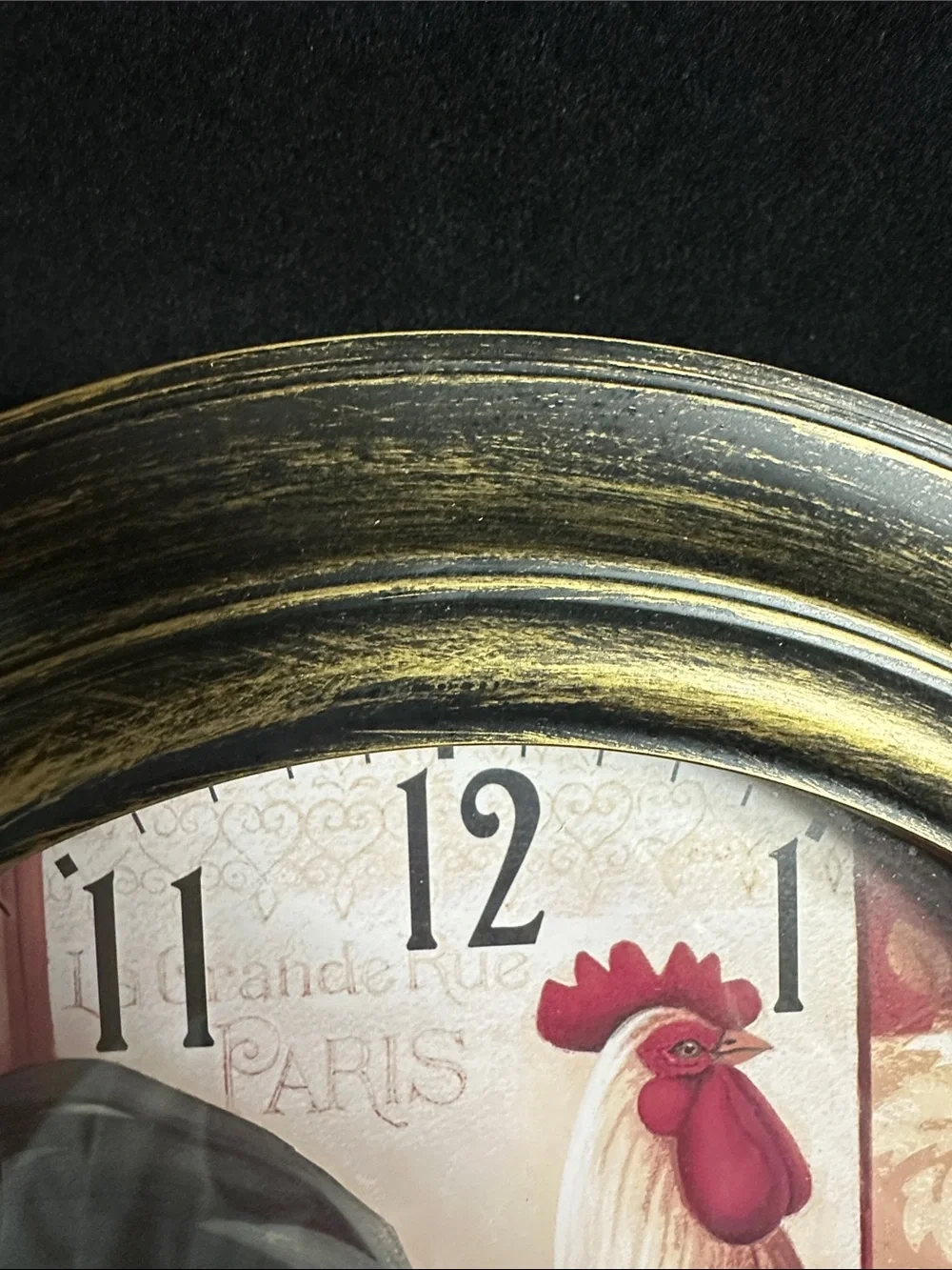 Farmhouse Style 11” Rooster Wall Clock